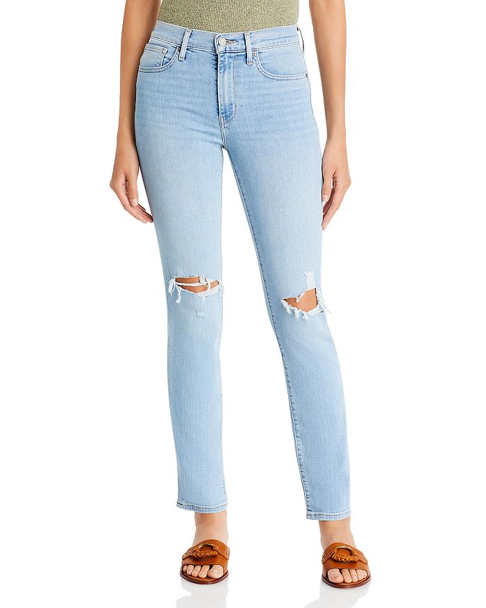 Levis hotsell skirt bloomingdales