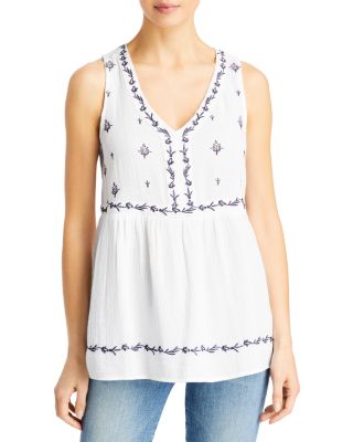 Cupio - Cotton V-Neck Top