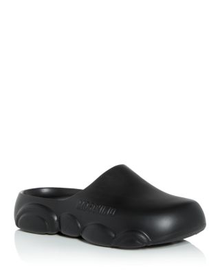 【関税込み】Moschino ブラック Gummy Bear スリッパ Moschino Men's Gummy Bear Mule Slides In Black | ModeSens