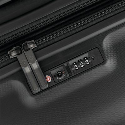 Elevation™ Plus Large Spinner Suitcase
