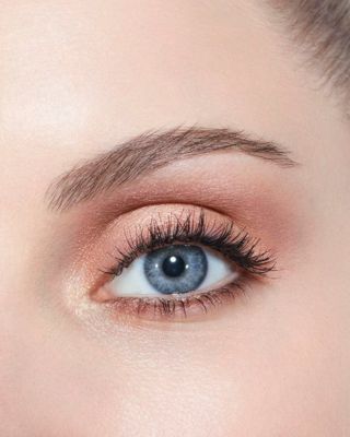 LES 4 OMBRES Multi-Effect Quadra Eyeshadow