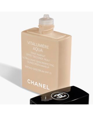 VITALUMI&Egrave;RE AQUA Ultra-Light Skin Perfecting Makeup SPF 15