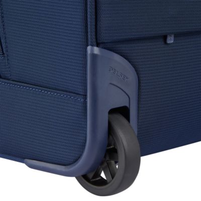 Helium DLX Wheeled Under Seat Carry On Suitcase