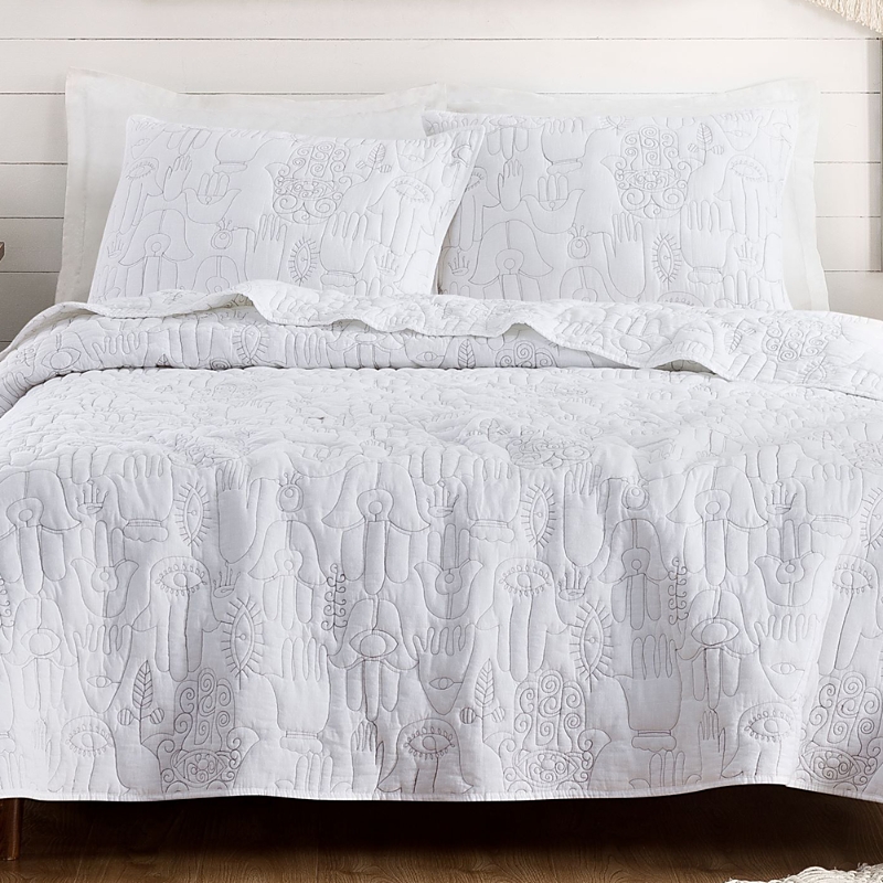 Justina Blakeney Hamsa Quilt Set, King In Cloud