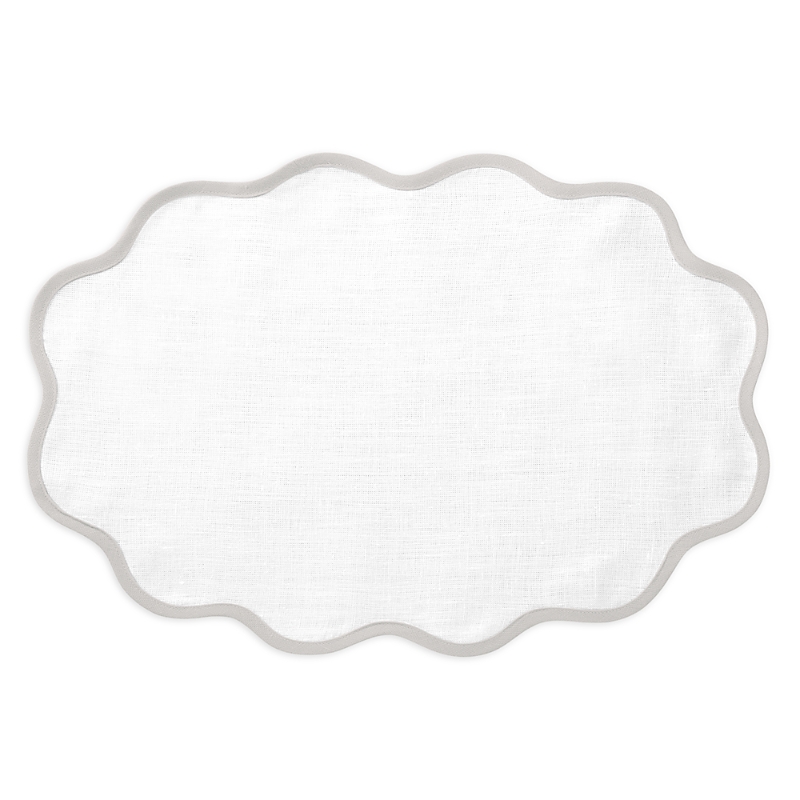 Matouk Scalloped Placemat, Set Of 4 In Classic Gray