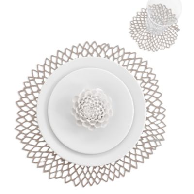 Dahlia Pressed Vinyl Round Placemat 