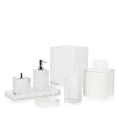 Hollywood Bath Accessories