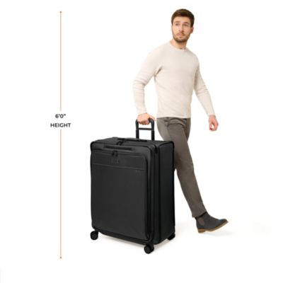 Baseline Extra Large Expandable Spinner Suitcase