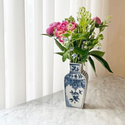 Well Versed 7" Vase