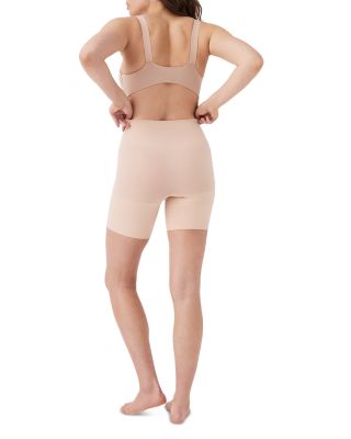 SPANXsculpt™ Seamless Power Mid-Thigh Short