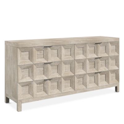 Prado Dresser