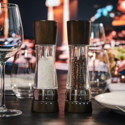 Derwent Salt and Pepper Mills Gift Set
