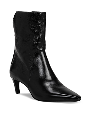VINCE CAMUTO WOMEN'S QUINDELE POINTED TOE BOOTIES