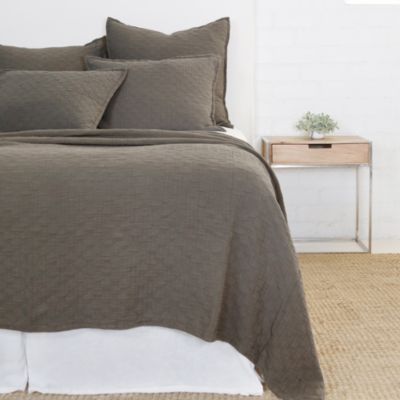 Ojai Matelasse Coverlet, Twin