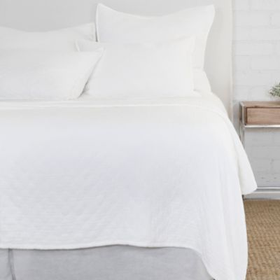 Ojai Matelasse Coverlet, Twin