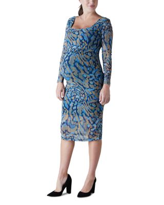 Ingrid & Isabel - Printed Mesh Bodycon Maternity Dress