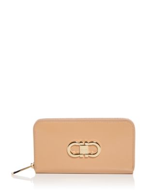 Ferragamo Gancini Leather Zipper Continental Wallet