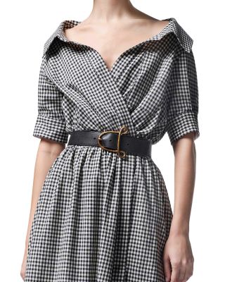 A Logo Buckle Women's Leather Belt