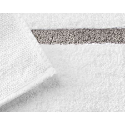 Lindo Bath Rug, 31" x 20"