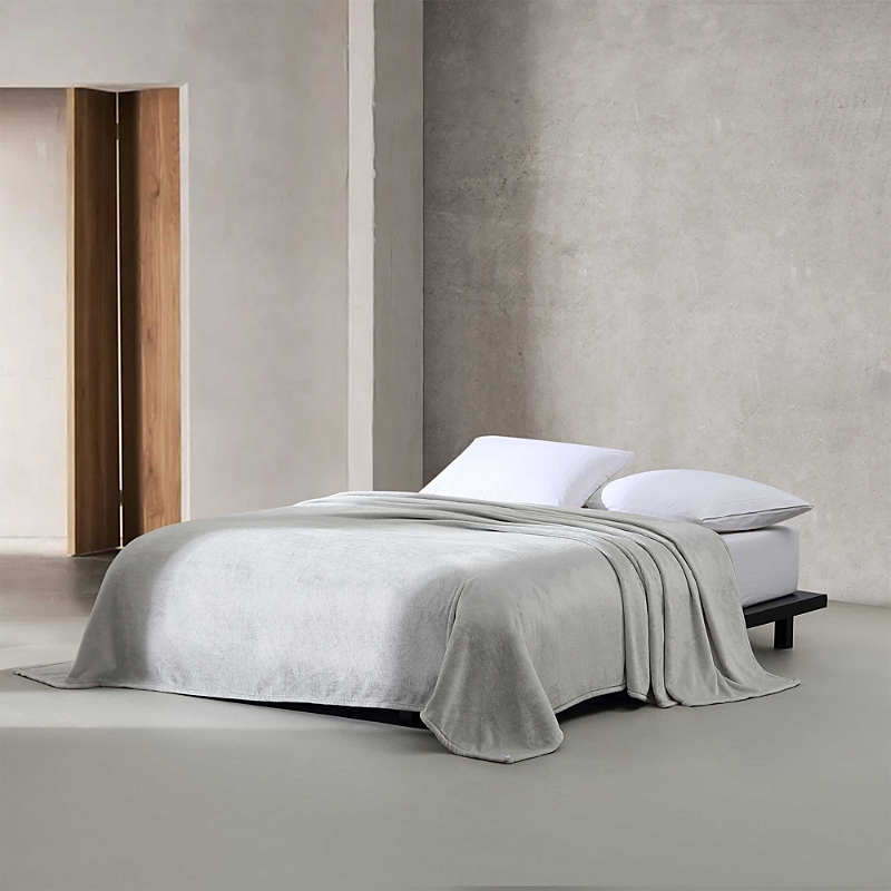 Calvin Klein Core Plush Solid Blanket, King In White