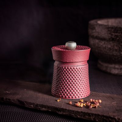 Cast Iron Pepper Mill, 3"