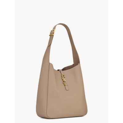 Le 5 &Agrave; 7 Supple Large Shoulder Hobo Bag in Smooth Leather