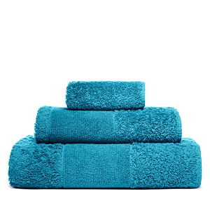 Shop Abyss Super Line Bath Towel - Exclusive In Ocean