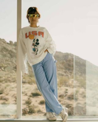 Unisex USA Mickey Basketball Flea Market Fleece Sweatshirt