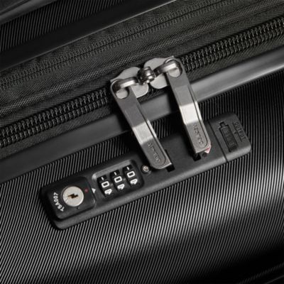 Cruise 3.0 Carry On Expandable Spinner Suitcase
