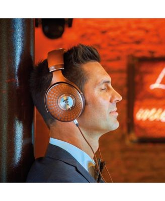 Stellia Closed-Back Circum-Aural Over-Ear Headphones (Cognac)