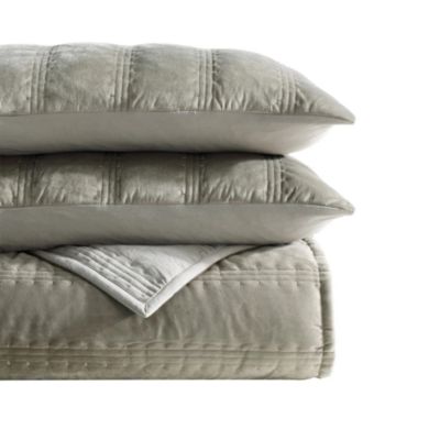 Velvet Linear Stitch 3 Piece Quilt Set, Queen