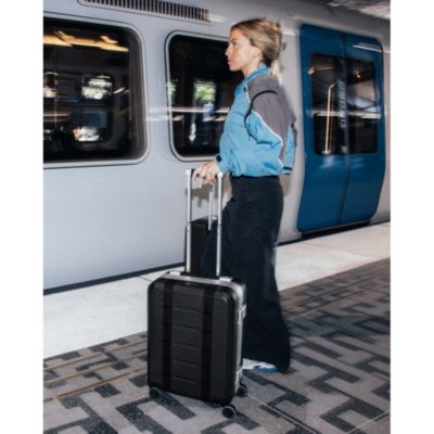 Ramverk Pro Carry On Luggage