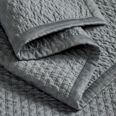 Signature Textured Stitch Quilt, Twin