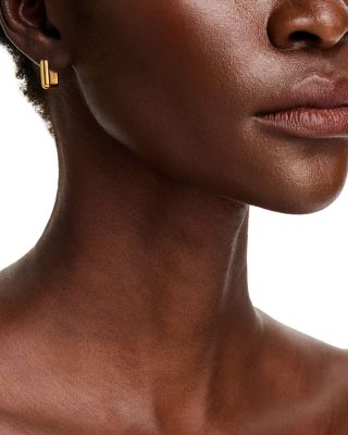 Polished Square Small Hoop Earrings in 14K Yellow Gold 