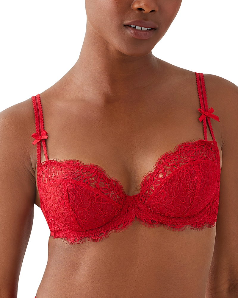 B.tempt'd By Wacoal It's On Lace Underwire Bra It's On Lace Underwire Bra