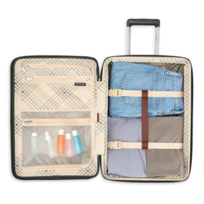 Virtuosa Expandable Carry On