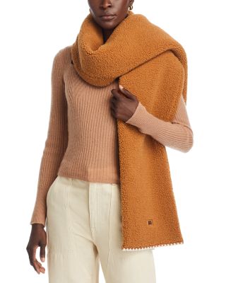 Ugg Fluff Scalloped Scarf | Smart Closet