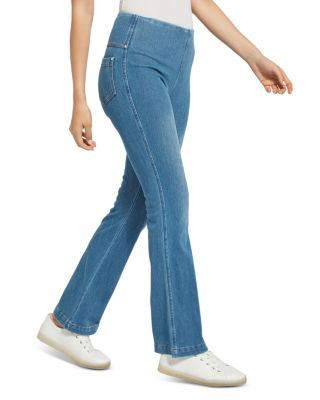 Baby Bootcut Jeans in Mid Wash