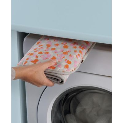 Swift Folding Iron And Steaming Mat