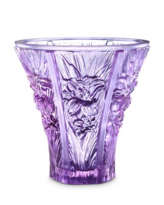 Liuli Crystal Floral Vase, In the Presence of Spring Profusion of Lilies