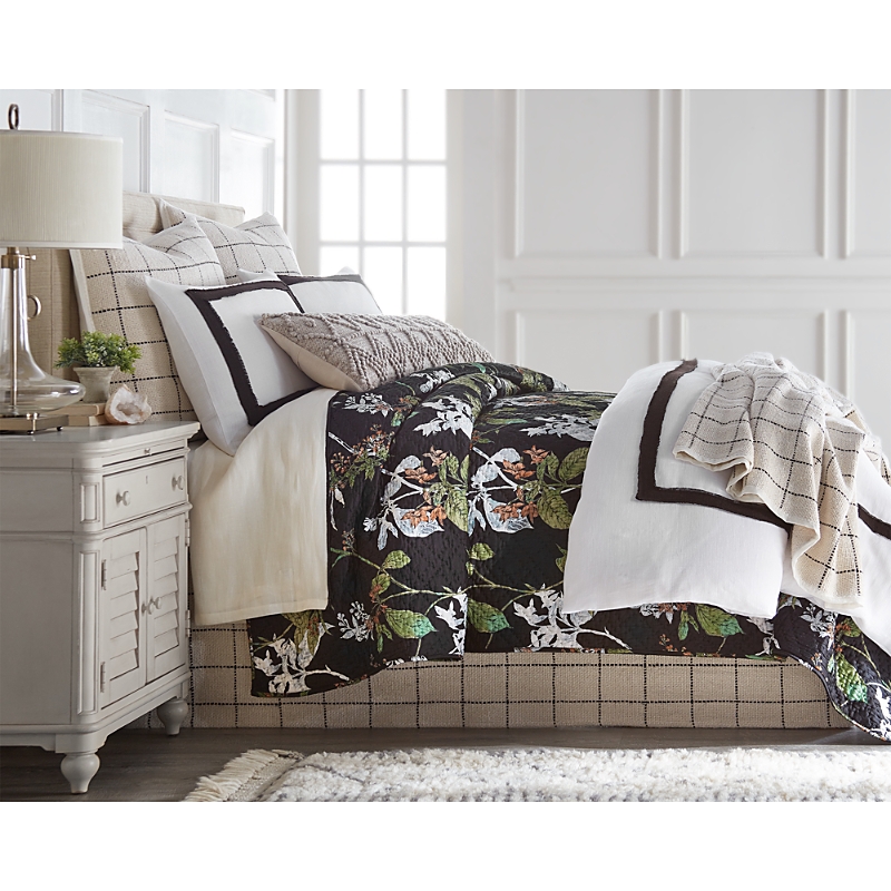 Amity Home Fitzgerald Quilt, Queen In Multi
