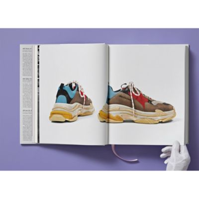 Shoes A to Z Book