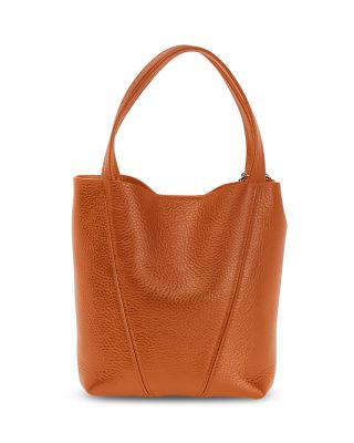 Small Spin Tote in Leather