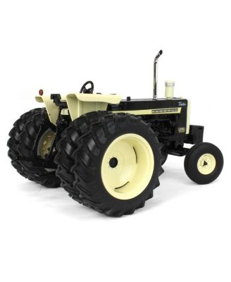  Black Chase Unit ~ 1/16 IH Farmall 1206 w/ Rear Duals Prestige Collection - 14 - Ages 5-7