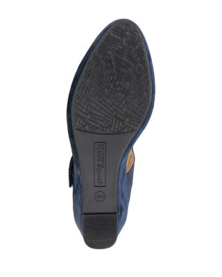 Women's Oriana Wedge Pumps