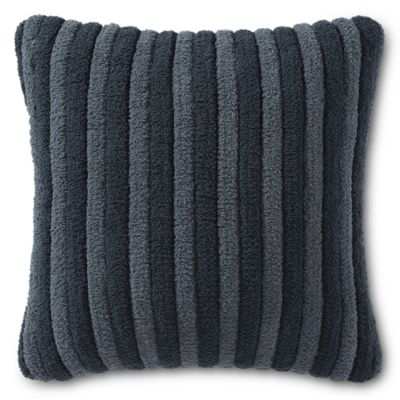Snug Piped Throw Pillow