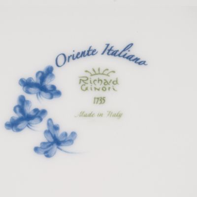 Oriente Italiano Antico Doccia Bowl