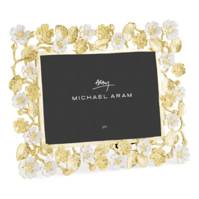 Bloom Sculpted Frame, 5" x 7" - Exclusive