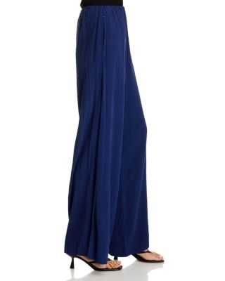 Clean Wide Leg Pants