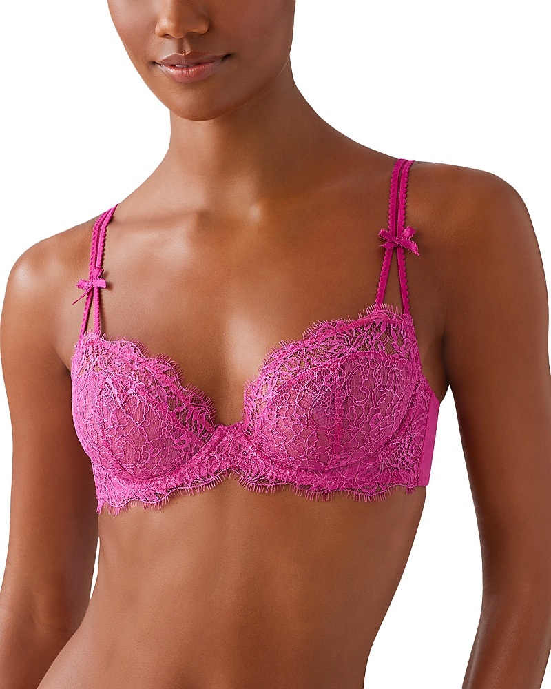 B.tempt'd By Wacoal It's On Lace Underwire Bra It's On Lace Underwire Bra
